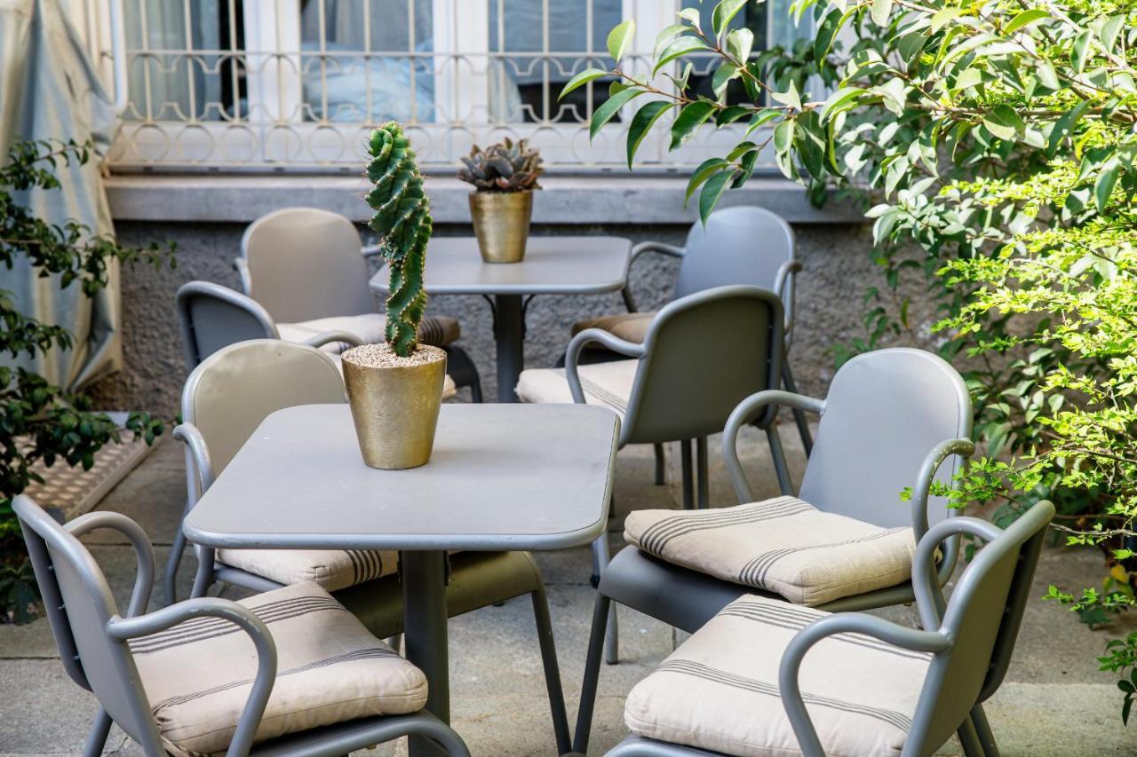 Ama 18 Rooms - The House Of Travelers- Como Buitenkant foto