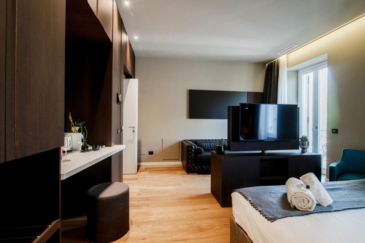Ama 18 Rooms - The House Of Travelers- Como Buitenkant foto