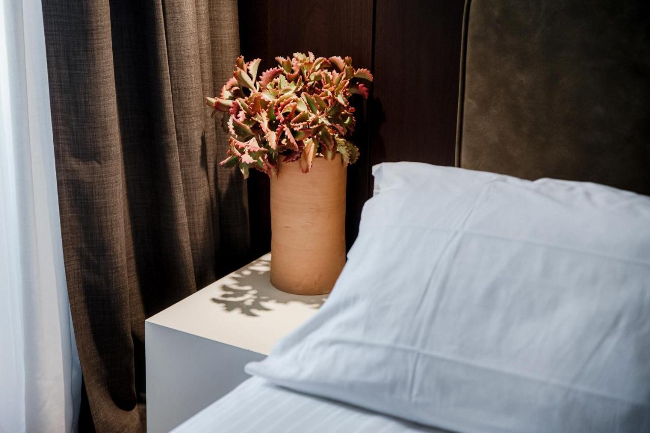 Ama 18 Rooms - The House Of Travelers- Como Buitenkant foto