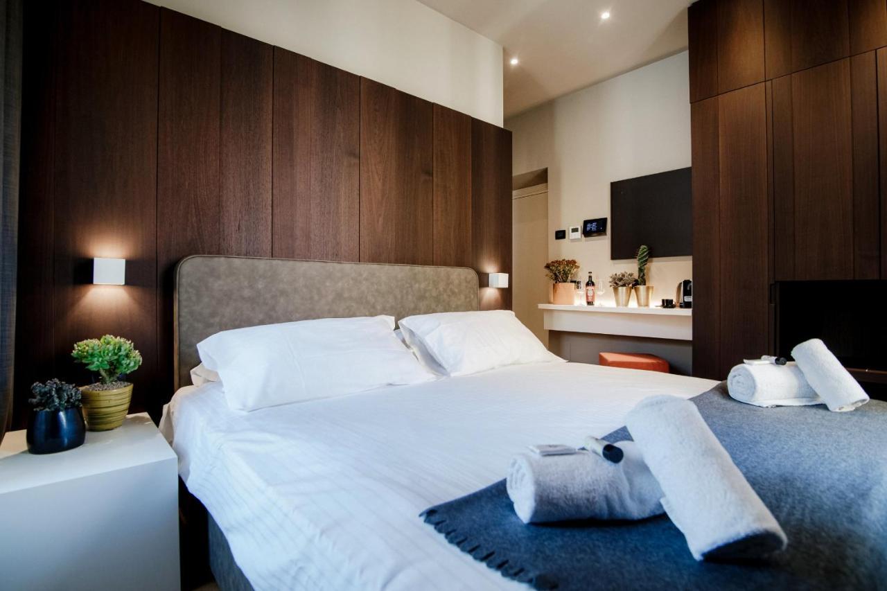 Ama 18 Rooms - The House Of Travelers- Como Buitenkant foto